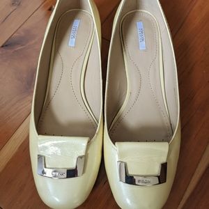 Butter yellow Geox shoes